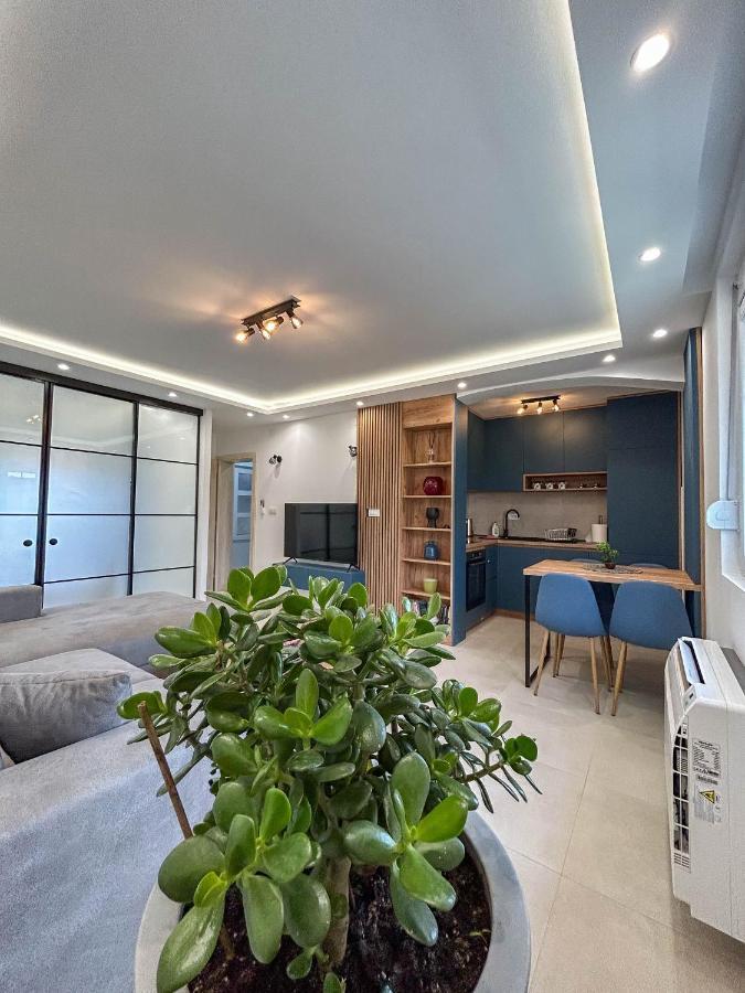 Sunrise Apartment Kotor Eksteriør bilde